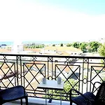 Hotel Des'otel