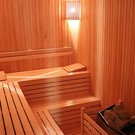 Hotel Des'otel 4*